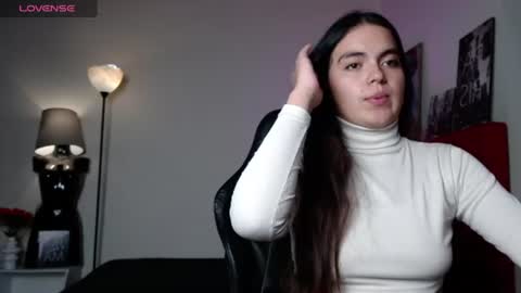 tiffany_markle_ online show from July 24, 3:15 am
