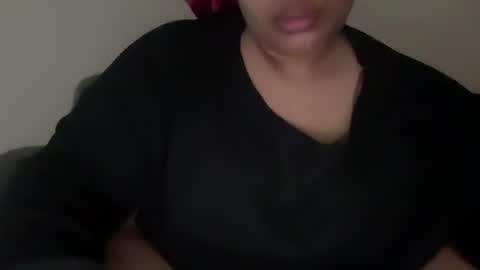 tightpussssy101 online show from June 15, 11:27 pm