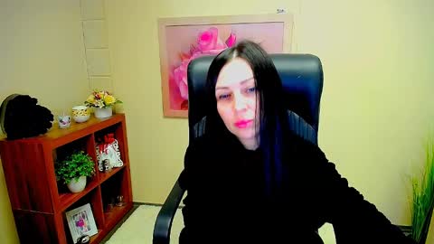 Luisa online show from February 10, 8:31 am