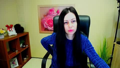 Luisa online show from December 25, 8:18 am