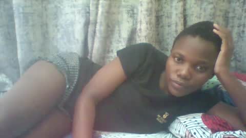 Snapshot of tina2030 chatting on October 19, 7:54 am christine online show from October 19, 7:54 am