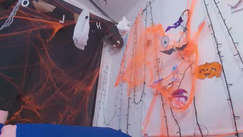 tinkerbell online show from October 21, 7:51 pm