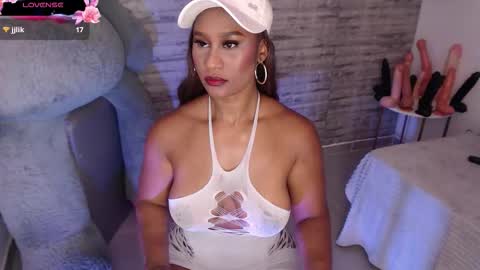 Tinna Goddess online show from November 26, 4:19 pm