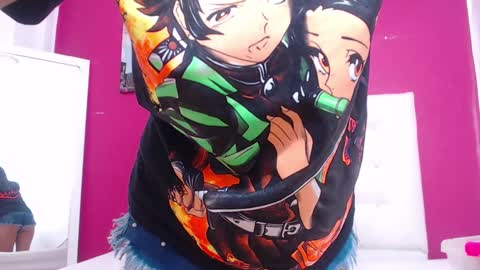 tiny_whore18 online show from January 18, 2:55 pm