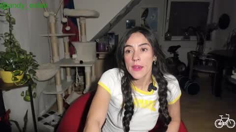 Tiny online show from January 17, 6:21 am