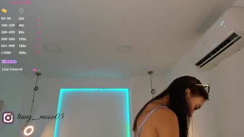 Luna  online show from January 30, 11:11 am