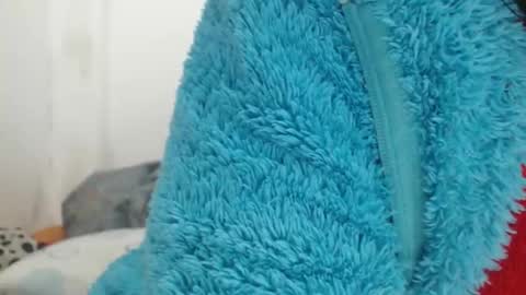 tinyslut66 online show from December 22, 6:44 pm