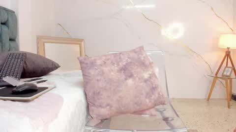 Tivizay online show from October 18, 3:26 pm