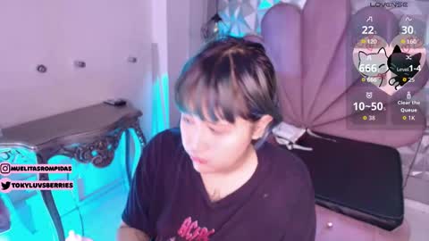 toky         online show from December 18, 3:11 am