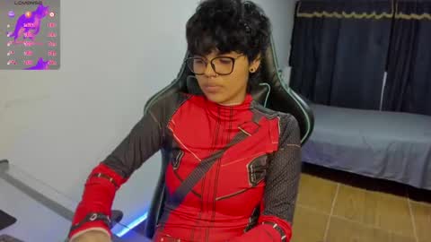 Snapshot of tokyo_uwu chatting on December 13, 12:42 am sofi 3 online show from December 13, 12:42 am