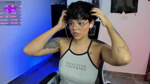 Snapshot of tokyo_uwu chatting on October 18, 2:58 am sofi 3 online show from October 18, 2:58 am