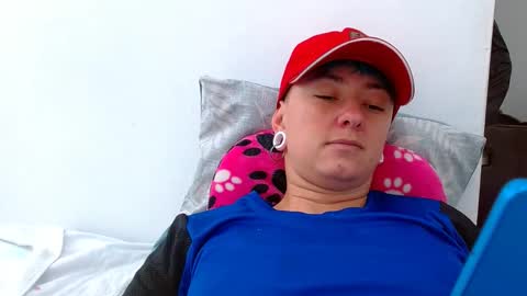 Blue online show from November 26, 1:56 pm