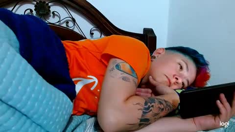 Blue online show from January 28, 4:50 am