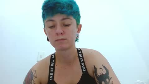 Blue online show from February 17, 9:58 pm