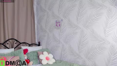 tonya_gray online show from December 4, 12:24 am