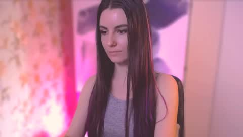 Elizabeth online show from February 26, 5:52 pm