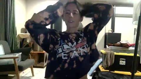 tootsiefoote001 online show from May 16, 1:52 am
