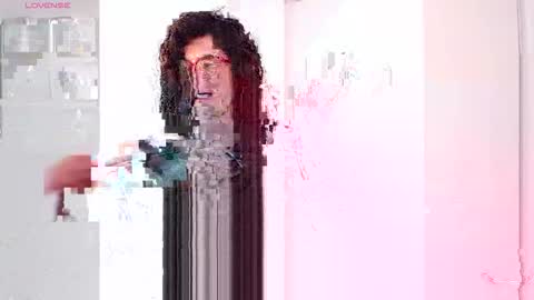 tori_just online show from April 6, 3:02 pm