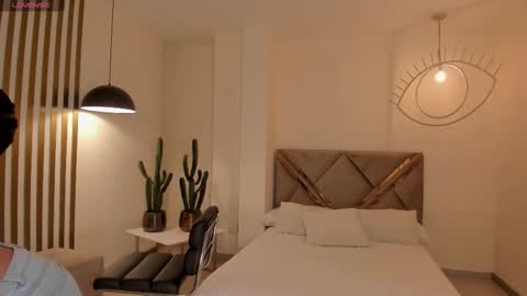 Tori Cross online show from November 22, 4:26 am