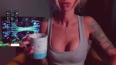 Hey my name is Kiri Kiri online show from October 25, 7:27 am