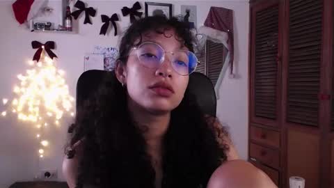 Emily online show from December 12, 5:37 pm