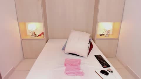 TRISHA online show from January 18, 4:31 am