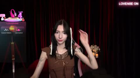 trix_void online show from October 22, 9:14 am