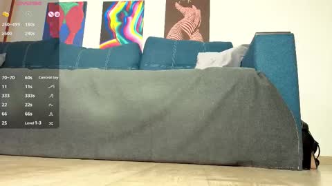 trixibell online show from February 5, 7:00 am