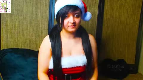 trixiedoescamcam online show from December 23, 12:47 am