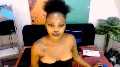 Tyra online show from June 3, 11:54 pm