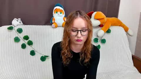 unforgettablehelen online show from April 13, 9:54 am