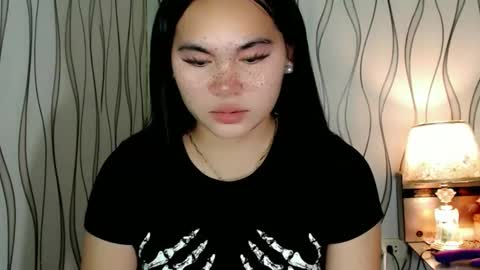 QUEENSY online show from March 3, 3:45 am