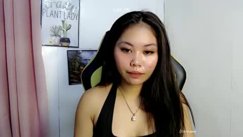 ur_small_girl online show from December 2, 7:21 am