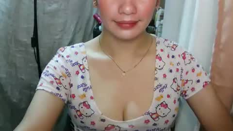 ur_yassy online show from May 25, 5:17 am