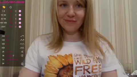 urbadkitty online show from December 15, 12:17 pm