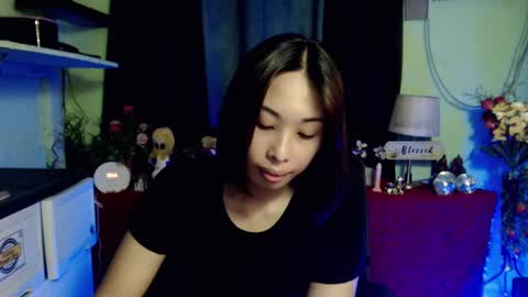 urcrushnextdoor_ online show from December 29, 6:38 pm