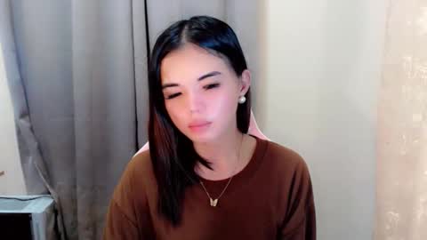 urcutie_ayah online show from December 4, 9:55 am