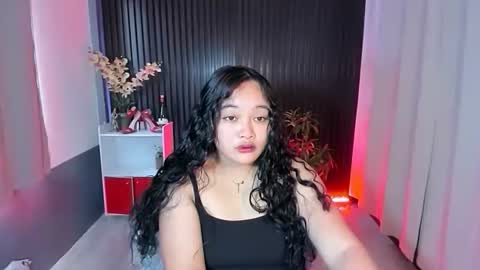 Scarlet online show from November 15, 2:23 am