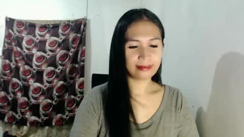 Snapshot of urgirlnabyx chatting on October 20, 11:35 am Call me naby online show from October 20, 11:35 am
