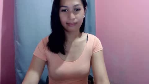 Snapshot of urgirlnabyx chatting on March 4, 10:49 pm Call me naby online show from March 4, 10:49 pm