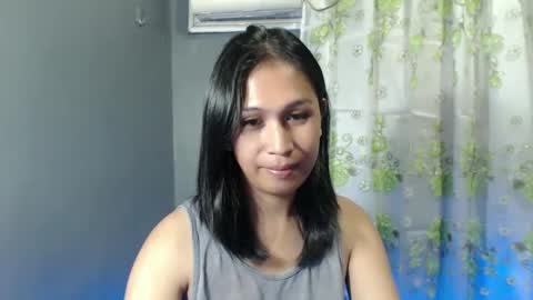 Snapshot of urgirlnabyx chatting on January 18, 12:02 am Call me naby online show from January 18, 12:02 am