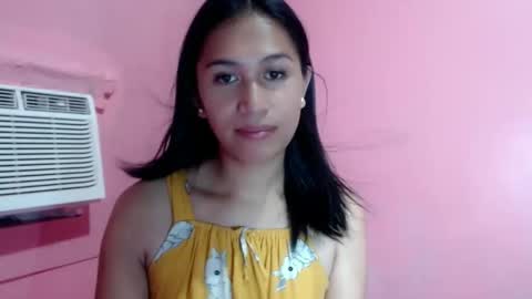 Snapshot of urgirlnabyx chatting on January 24, 12:21 am Call me naby online show from January 24, 12:21 am