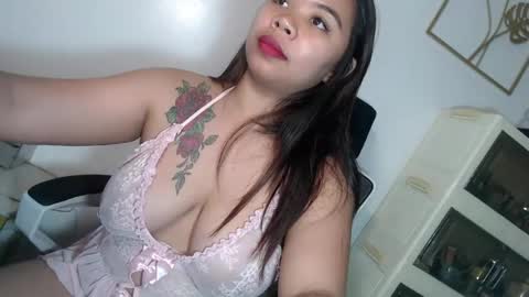 Lhea online show from April 16, 8:41 pm