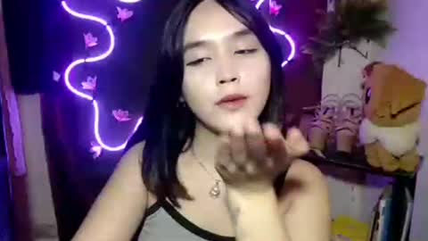 Pia online show from November 22, 12:13 am