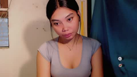 urpinay_sandra69 online show from July 6, 3:23 am