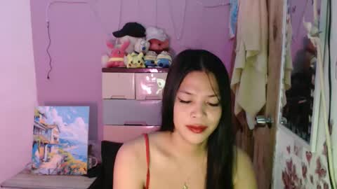 hi im kim online show from November 27, 12:24 am