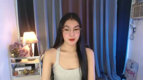 Snapshot of urpretty_nix chatting on October 20, 10:29 am Nix online show from October 20, 10:29 am