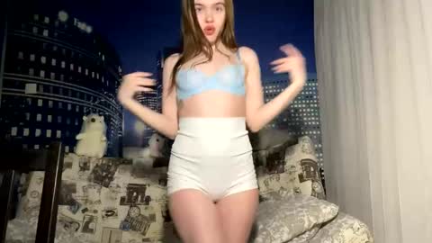 Hannah online show from March 2, 12:09 am