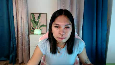 ursweet_zeviixx online show from January 29, 2:30 am