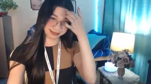 Ashley Kate Mateo Gray online show from January 11, 11:23 am